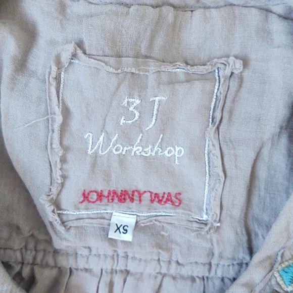 GUC Johnny Was grey embroidered tunic with three quarter sleeves - Picture 4 of 5